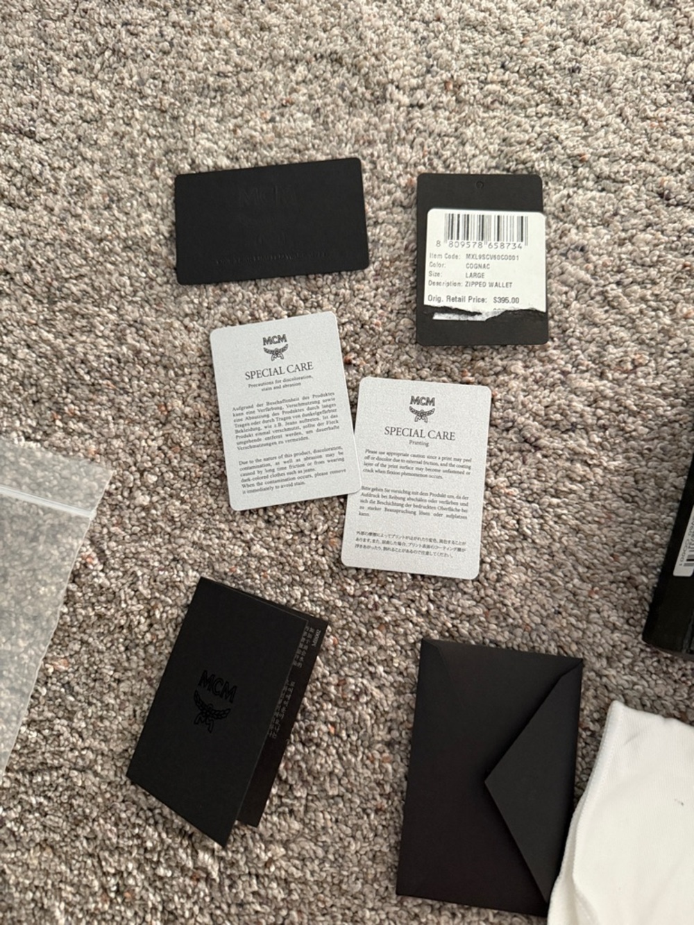 MCM Visetos Monogram zip-around wallet - Picture 8 of 14